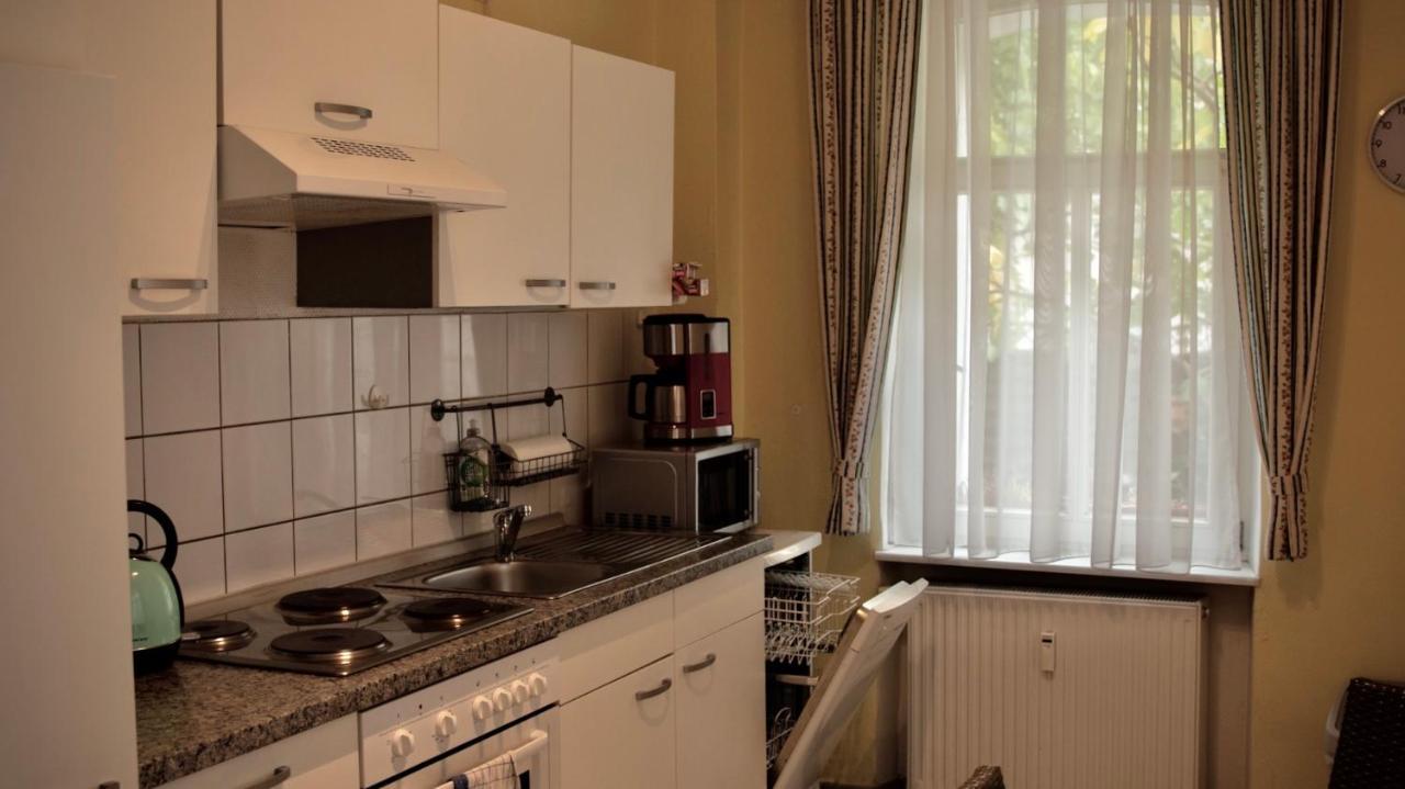 Pension Tokus Nürnberg Exteriör bild